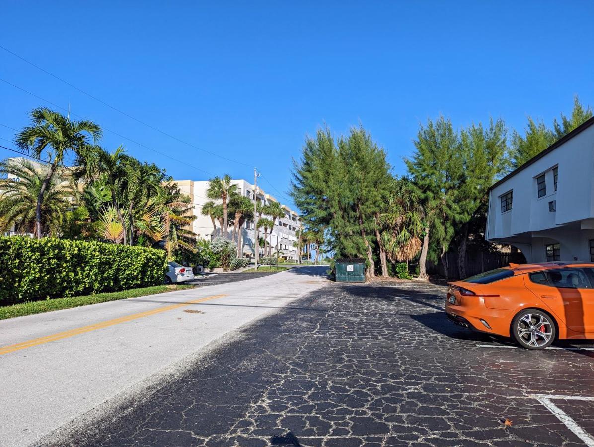 Pier Walk On Deerfield Beach Island 외부 사진